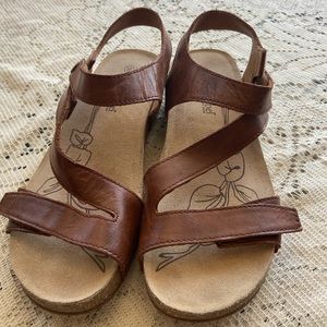 Josef Seibel New Tonga Leather Sandals